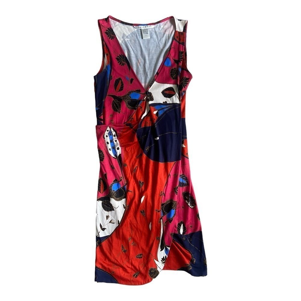 Diane Von Furstenburg Vintage Print V Neck Mini Silk Dress Size 6 Red Abstract